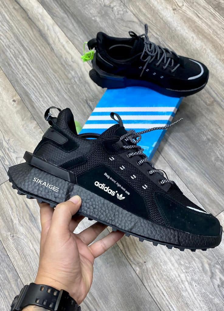ADIDAS SIKAIGE